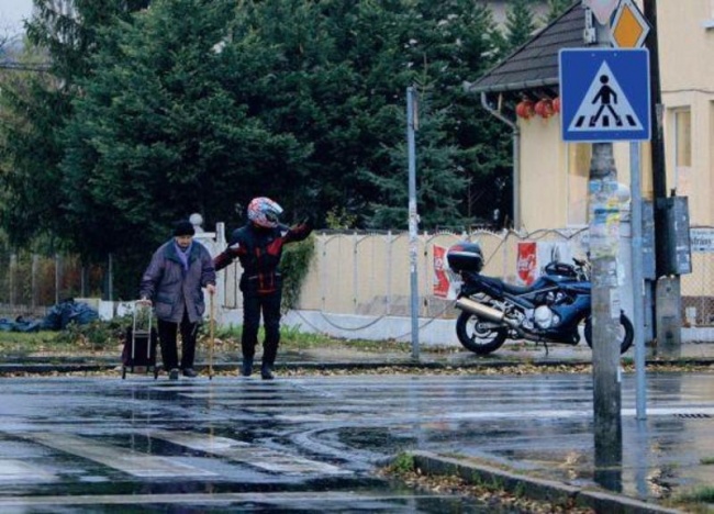 23 φωτογραφίες που δεν μπορείτε να δείτε, χωρίς να αισθανθείτε κάτι μέσα σας.. - Εικόνα 8