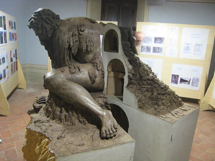 Γιγαντιαίο άγαλμα «Κολοσσού» στη Φλωρεντία, έχει ολόκληρα δωμάτια κρυμμένα μέσα του - Εικόνα 8
