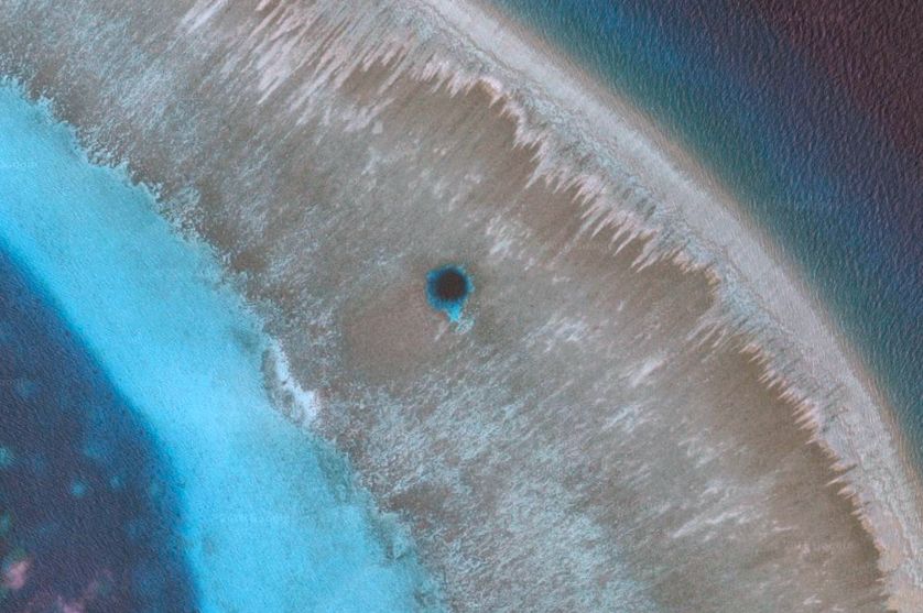 Η βαθύτερη «μπλε τρύπα» στον κόσμο ανακαλύφθηκε στη Θάλασσα της Νότιας Κίνας! - Εικόνα 1