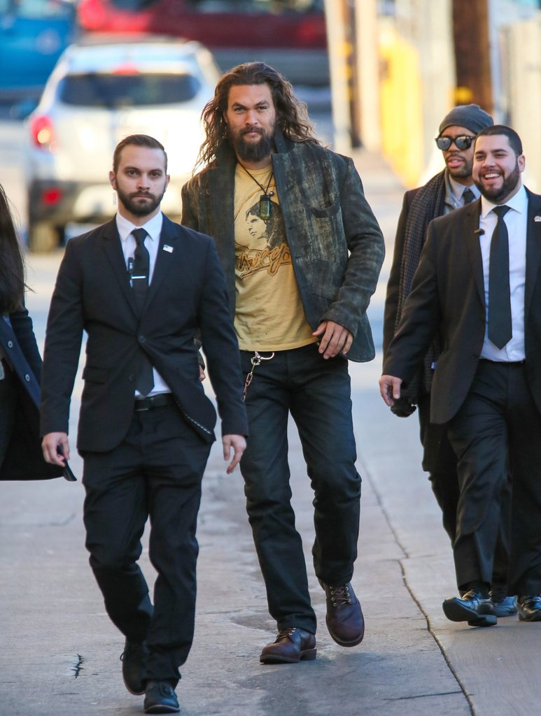 O Jason Momoa κυκλοφορεί με τους σωματοφύλακές του αλλά δεν ξέρουμε ποιος φυλάει ποιον